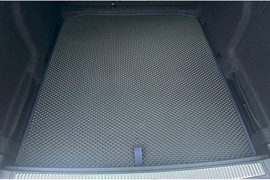 Skoda Superb 2015–2024 EVA kofferbakmat (SW, Zwart) Image