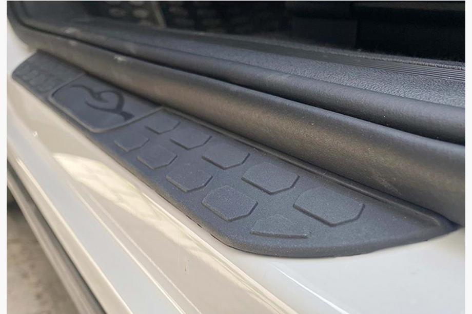 Mitsubishi Outlander 2012–2021 DPT dorpelbeschermers (2015-2021) (ABS) (4 stuks) (mat zwart) Image