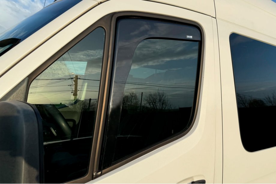 Mercedes Sprinter W907/W910 2018– Insteek raamwindschermen (2 st., HIC) Image
