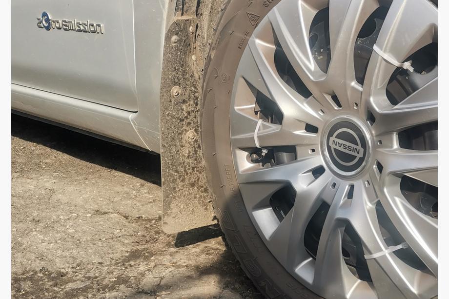 Nissan Spatlappen Polytep (230*375, 2 st.) Foto 6