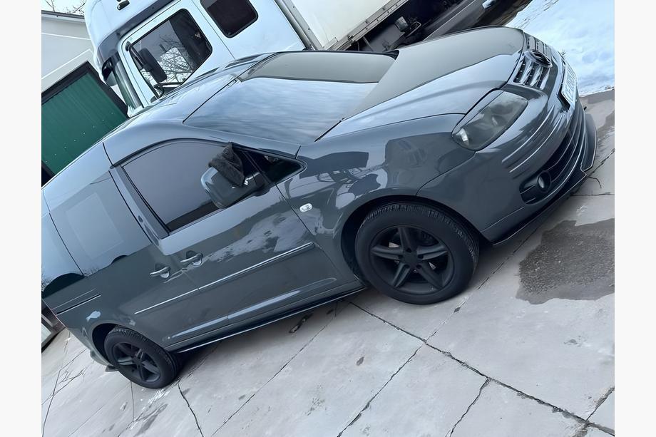 Volkswagen Caddy 2004–2010 Performance side skirts (zwart) Image