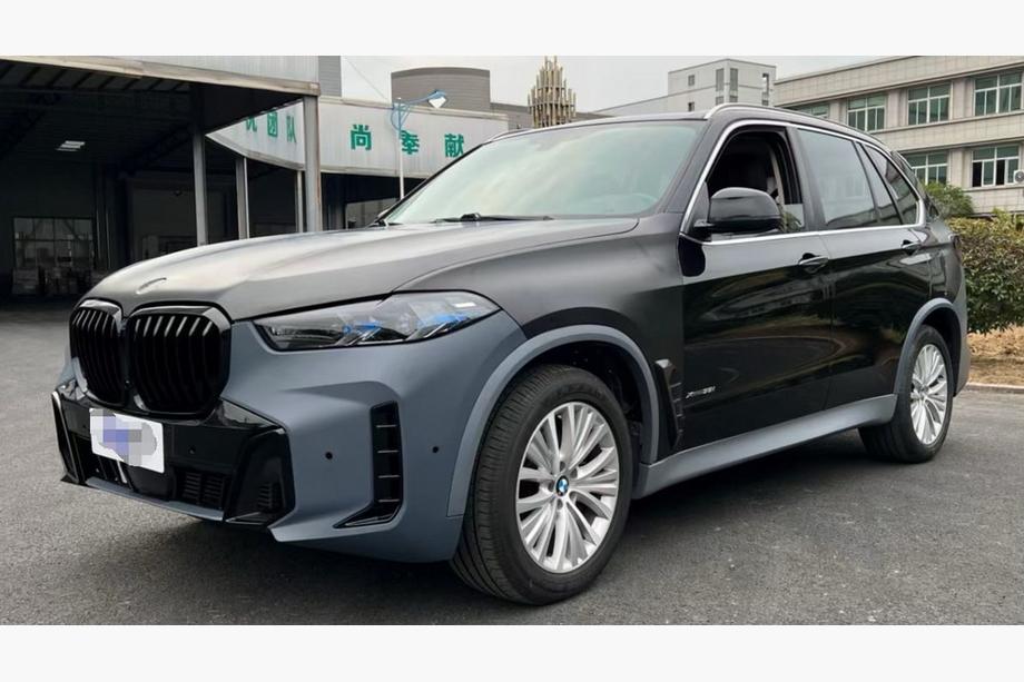 BMW X5 F15 2013–2018 Facelift ombouwset naar X5M F95 2024 (zonder vervanging van de achterklep) Foto 2