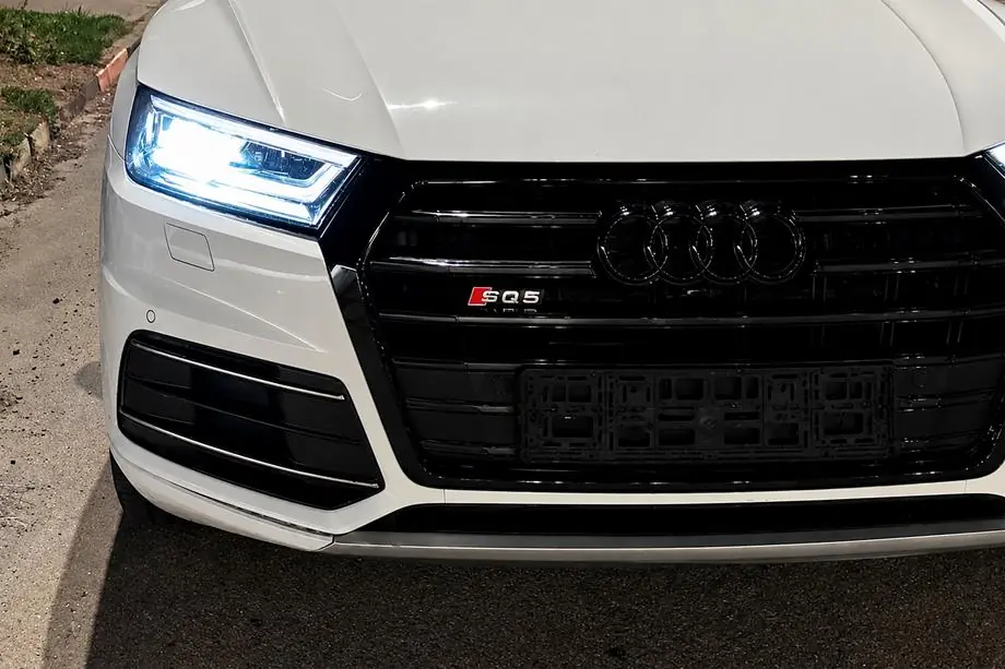 Audi Q5 2017–2025 Voorgrille SQ-Style (2017-2020, zwart) Image