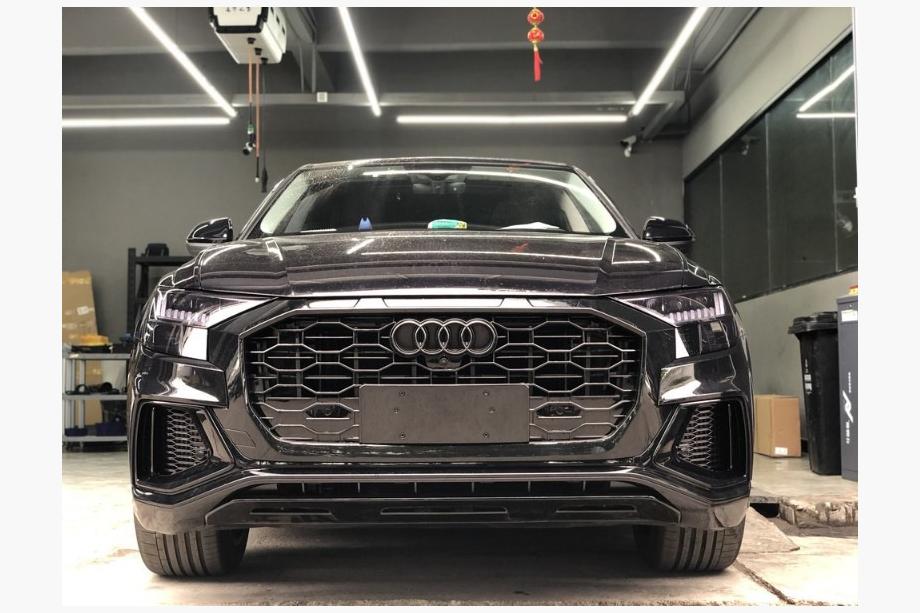 Audi Q8 2018– Radiateurgrille RSQ-Style (2018-2023, zwart) Image