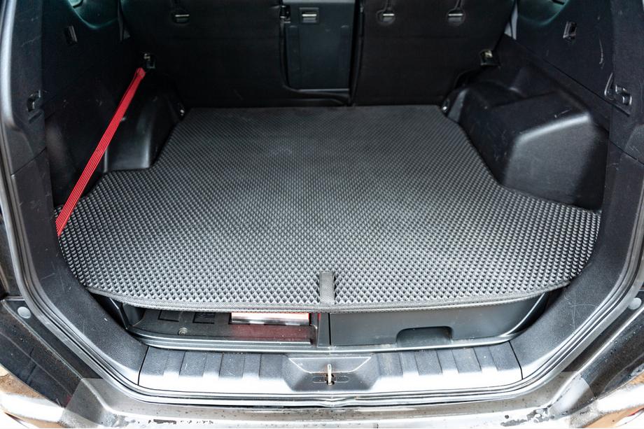 Nissan X-trail T31 2007–2014 EVA kofferbakmat (zwart) Foto 1