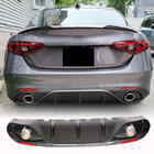 Alfa Romeo Giulia 2016–2022 Achterbumperdiffuser met uitlaatsierstukken V2 (voor Base, Carbon) foto 1