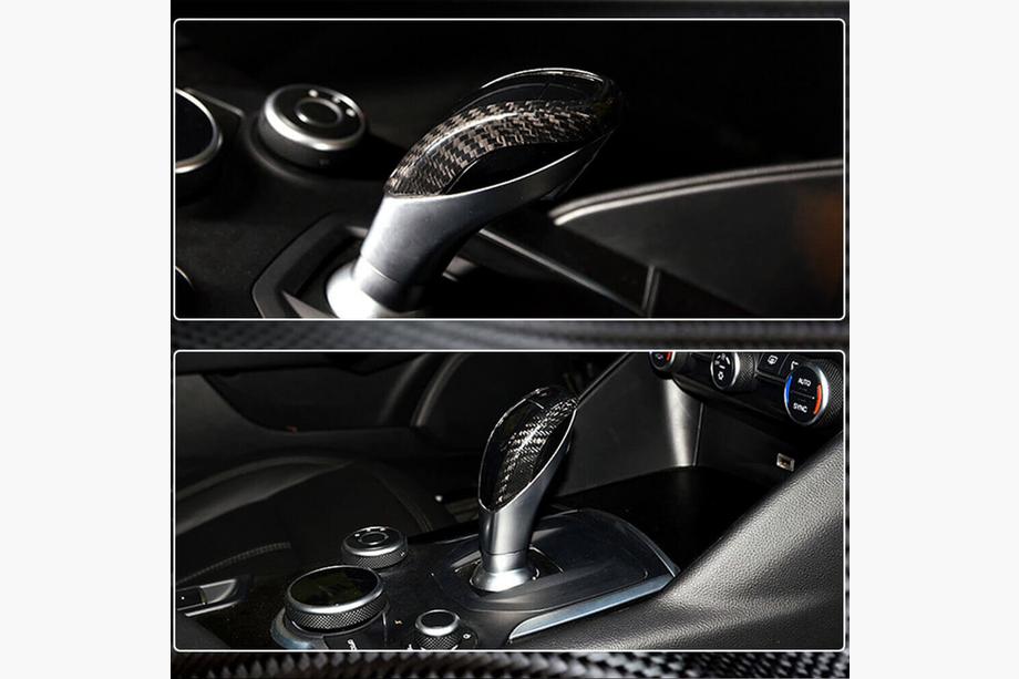 Alfa Romeo Giulia 2016–2022 Cover voor versnellingspookknop (Dry Carbon) Foto 4