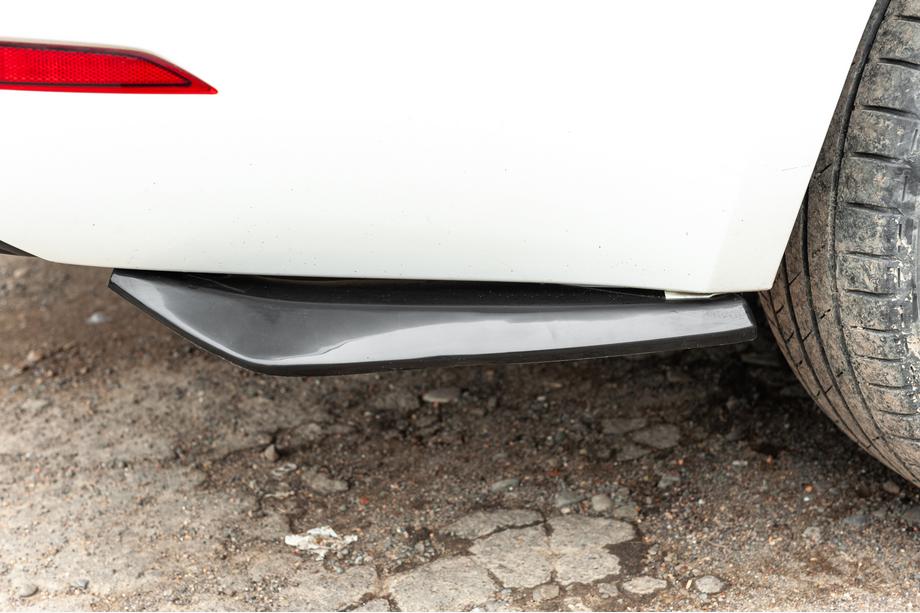 Universele Flap-extensions voor achterbumper type-A (2 stuks, hoogglans zwart, ABS-kunststof) Image