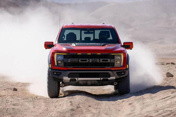 Review van de high-performance pickup Ford F-150 Raptor