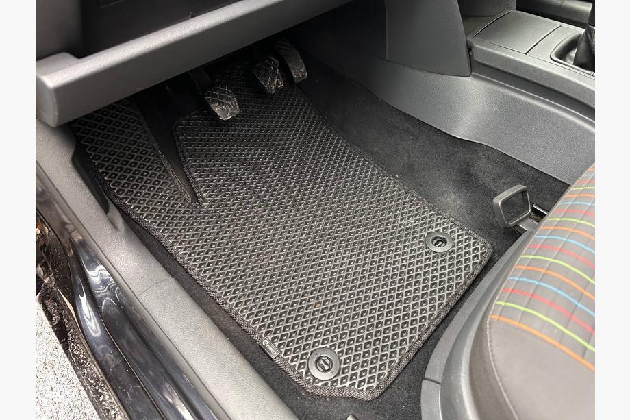 Volkswagen Polo 2001–2009 EVA automatten (HB, 3/5-deurs, zwart) Image