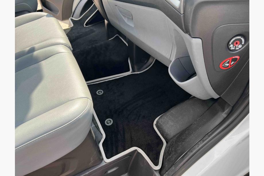 Ford Custom 2013–2022 Premium textiel automatten (voor, zwart) Image