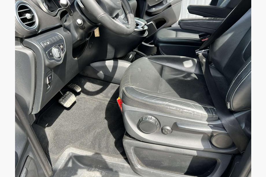 Mercedes Vito/V-klasse W447 2014– Premium stoffen automatten V-class, ExtraLong, 2 zijstukken (Alleen afhalen, complete interieurset, zwart) Foto 1