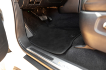 Toyota Land Cruiser 200 2007–2021 Textiele automatten Classic V-2 (2012-2021, Zwart) foto 8