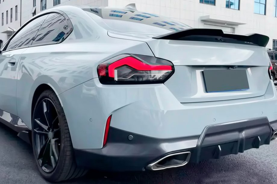 BMW 2 Serie G42 2021– MP-Style spoiler (hoogglans zwart) Image