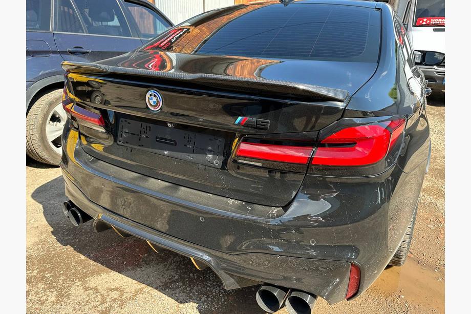 BMW 5 Serie G30/G31 2017–2023 Spoiler V2 (voor G30/F90, carbon) Image
