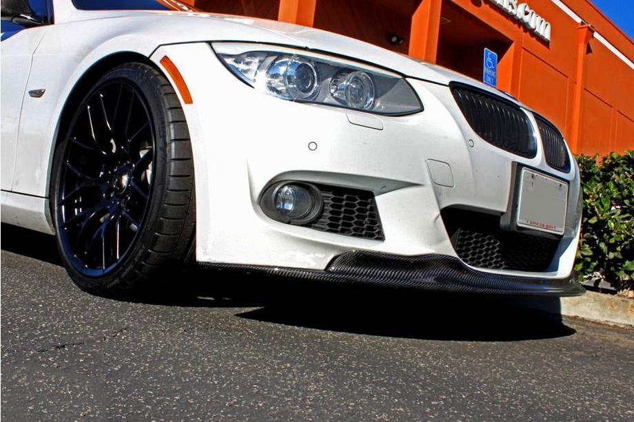 BMW 3-serie E90/E91 2005–2011 Voorbumper lip FRP V2 (2010-2012 M-Sport) Foto 3