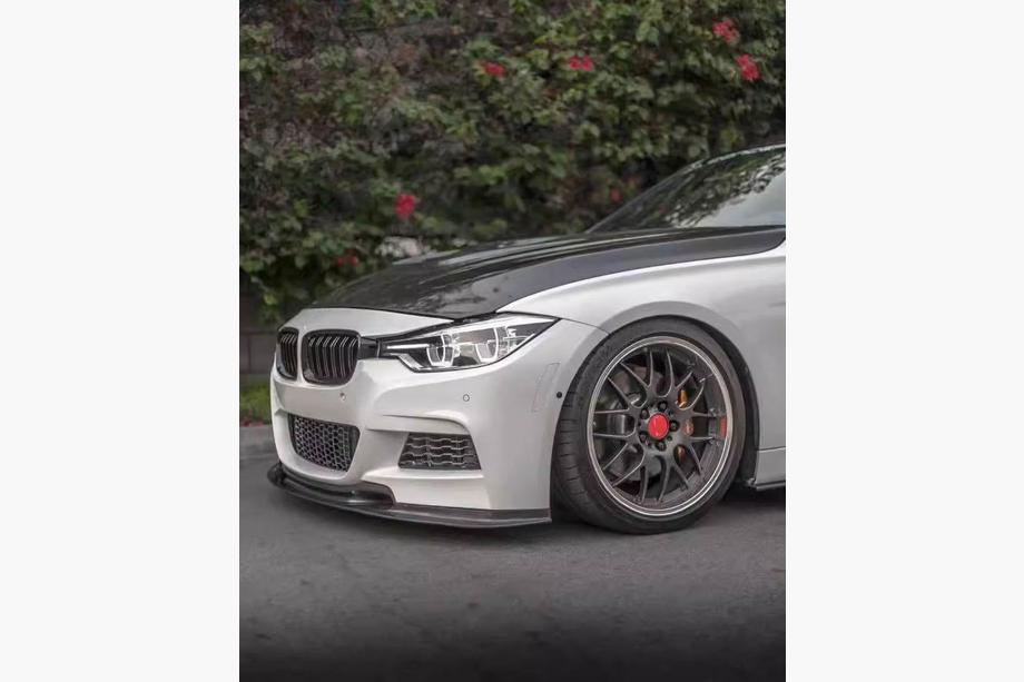 BMW 3 Serie F30/F31 2012–2019 Front bumper lip FRP V3 (M-Performance) Foto 3
