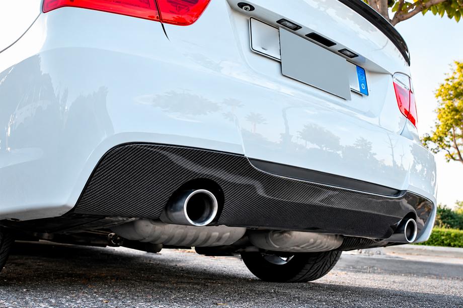 BMW 3-serie E90/E91 2005–2011 Achterbumper diffuser V3 (voor E90 M-Sport, carbon) Image