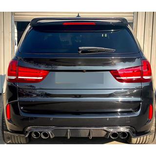 Achterbumper diffuser V1 (voor F85, carbon) foto 4