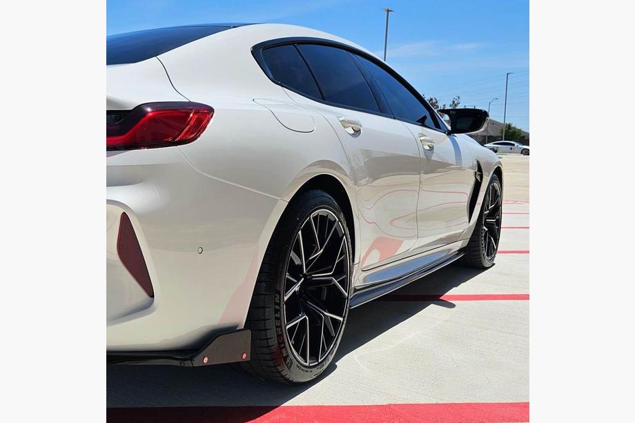 BMW 8-serie G14/G15/G16 2018– Side skirt extensions V1 (voor G16 M-Sport/F93 M8, carbon) Foto 3