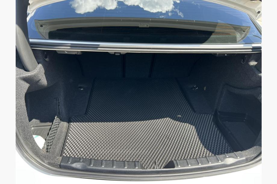 BMW 3 Serie F30/F31 2012–2019 Kofferbakmat voor F30, vierwielaandrijving, zwart Image