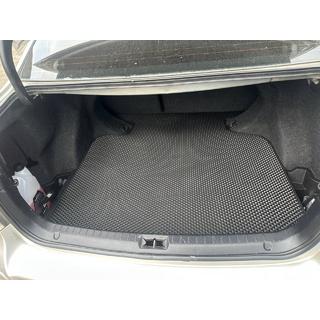 Kofferbakmat (SD, zwart) Toyota Avensis 2003–2009 foto 3