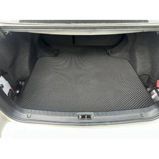 Kofferbakmat (SD, zwart) Toyota Avensis 2003–2009 foto 1
