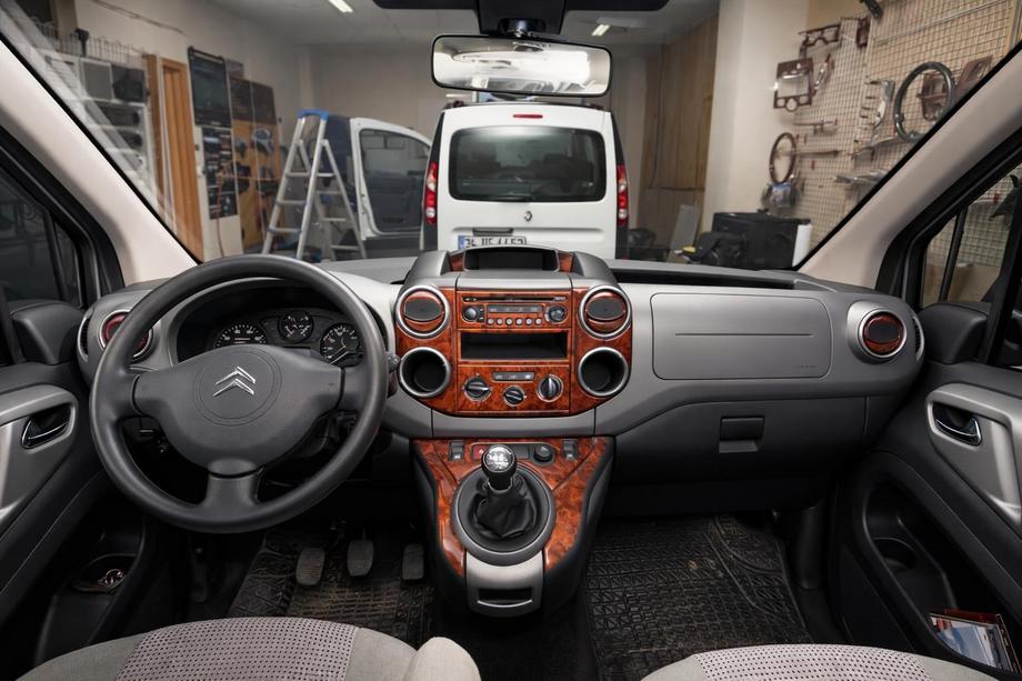 Peugeot Partner Tepee 2008–2018 Interieur tuning (diverse kleuren) Image