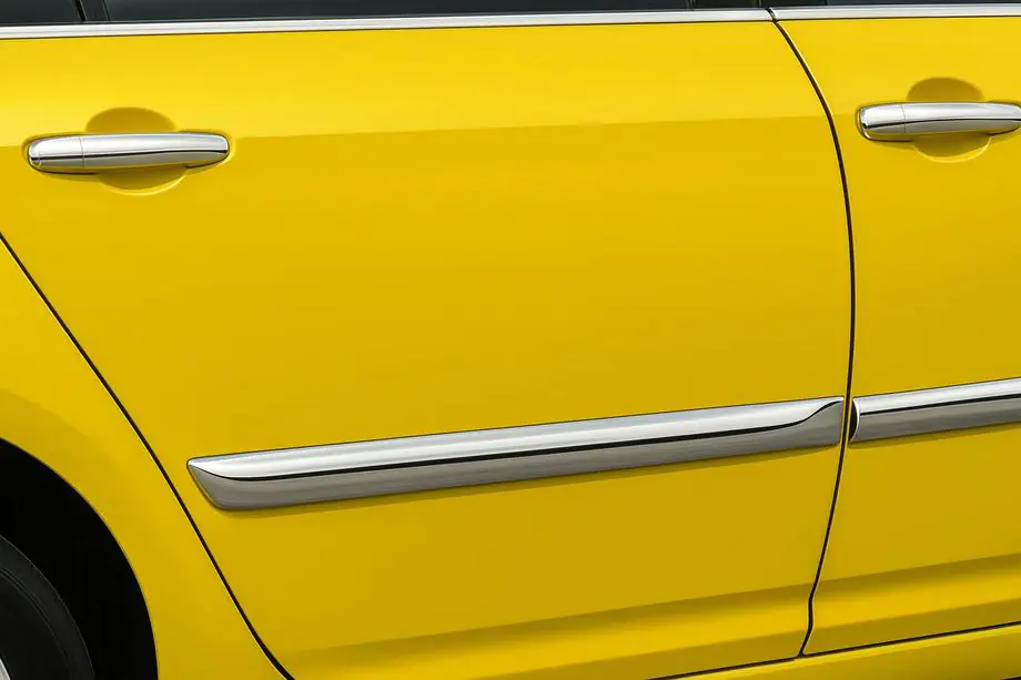 Toyota Corolla 2002–2007 Deurstrip (set van 4, RVS) Image
