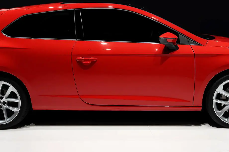 Seat Leon 2013–2020 Sierlijsten zijruiten (3-deurs, 6 stuks, RVS) Image