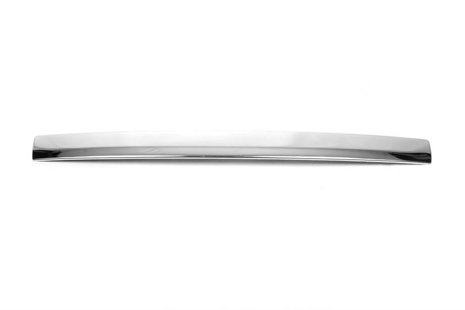 Toyota Auris 2007–2012 RVS sierstrip boven het kenteken Image