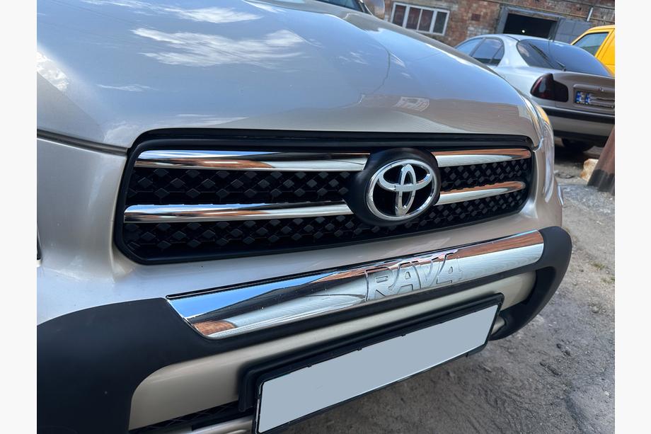 Toyota Rav 4 2006–2013 RVS grille sierstrips 2006-2010 (set 4-delig) Foto 1