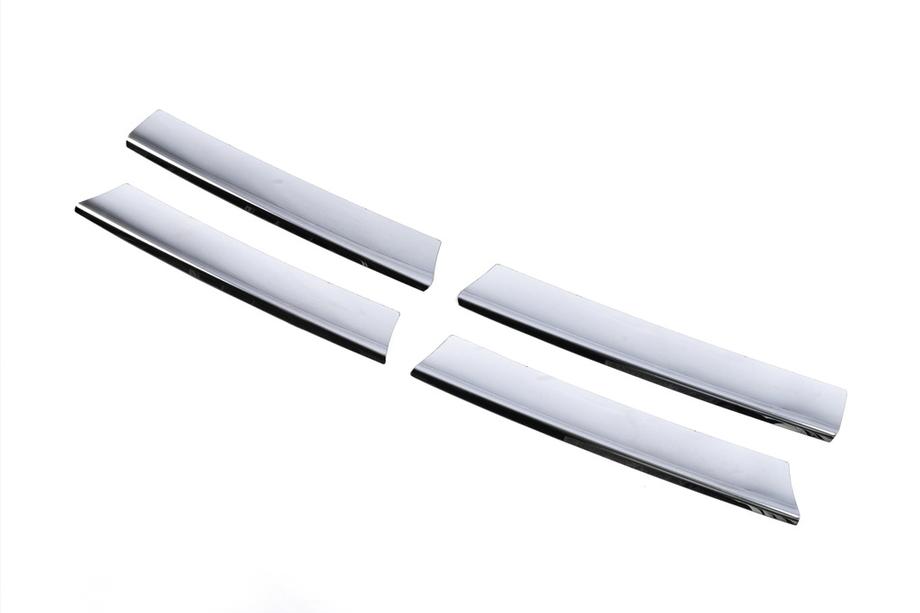 Volkswagen Golf 4 1997–2006 RVS grillijsten (set 4 stuks) Foto 3