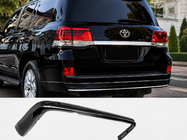 Toyota Land Cruiser 200 2007–2021 Achterdiffuser sierlijst met chroom 2016-2021 (Executive 2019/2021) Zwarte kleur foto 1