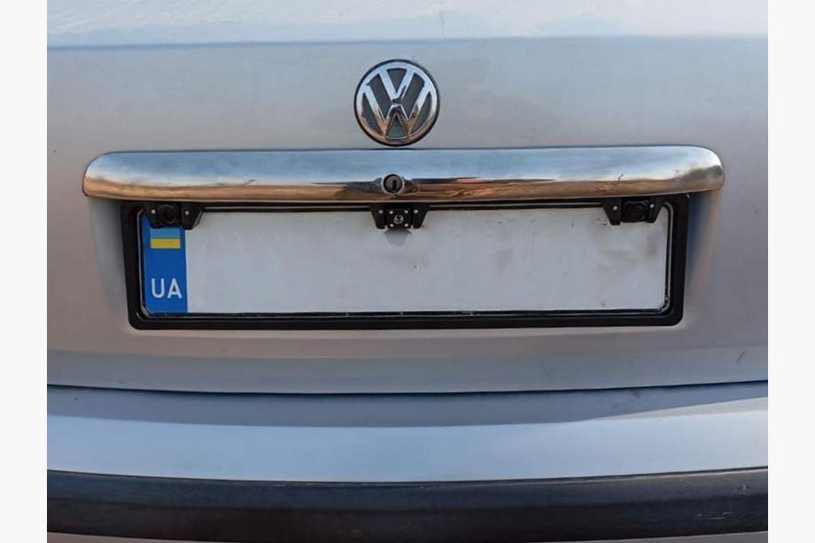 Volkswagen Passat B5 1997–2005 Sierlijst boven kenteken 1996-2001 (RVS) Image