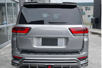 Toyota Land Cruiser 300 2021– WALD bodykit (voor Premium) foto 2