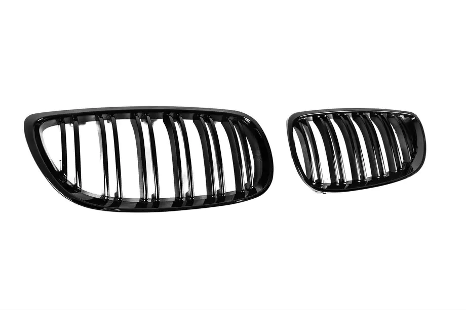 BMW 3-serie E92/E93 2006–2013 Niergrille M-Look (voor 2007-2010 non-M / 2008-2013 M3, hoogglans zwart) Foto 5