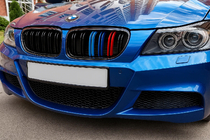 BMW 3-serie E90/E91 2005–2011 Niergrillen M-Look (voor E-90/91 2008-2012, M-Color) foto 1