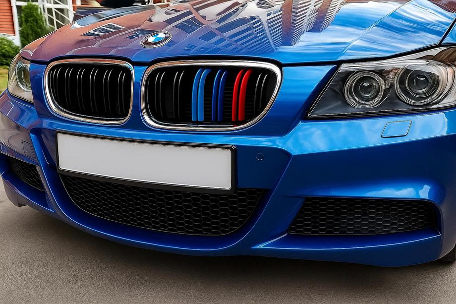 BMW 3-serie E90/E91 2005–2011 M-Look nierroosters (voor E-90/91 2008-2011, M-Color met chroomrand) Image