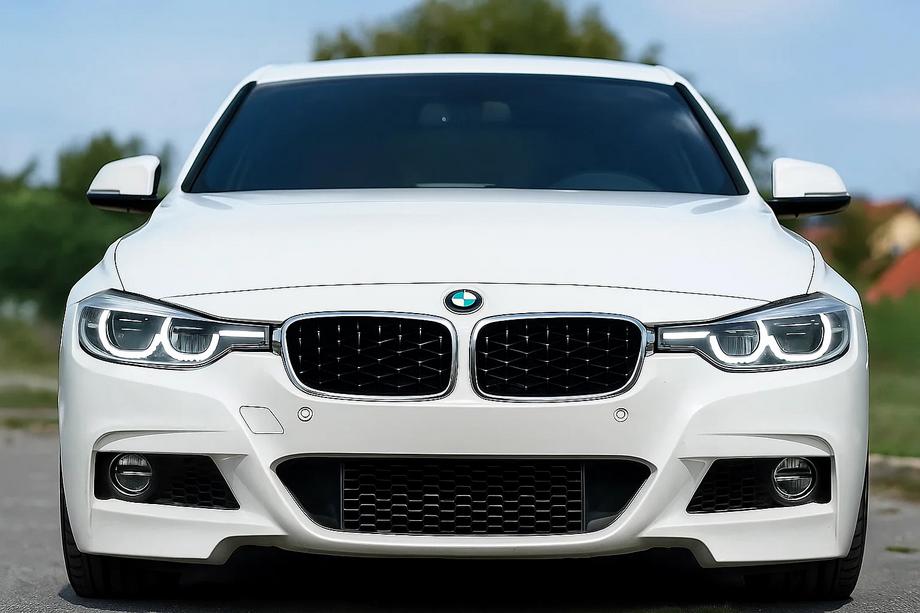 BMW 3 Serie F30/F31 2012–2019 Niergrilles Diamond Black (chromen omlijsting) Image