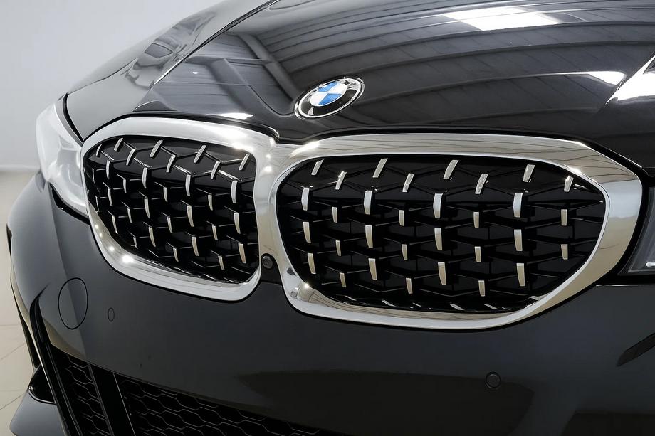 BMW 3 Serie G20/G21 2018– Nierenroosters Diamond Silver (2018-2022, chromen omlijsting) Image