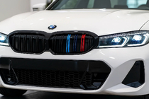 BMW 3 Serie G20/G21 2018– Nierengrille M-Look (2022+, M-Color) foto 1