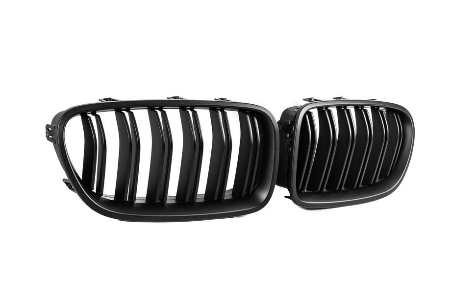BMW 5 Serie F10/F11 2010–2016 M-Look nierroosters (mat zwart) Foto 4