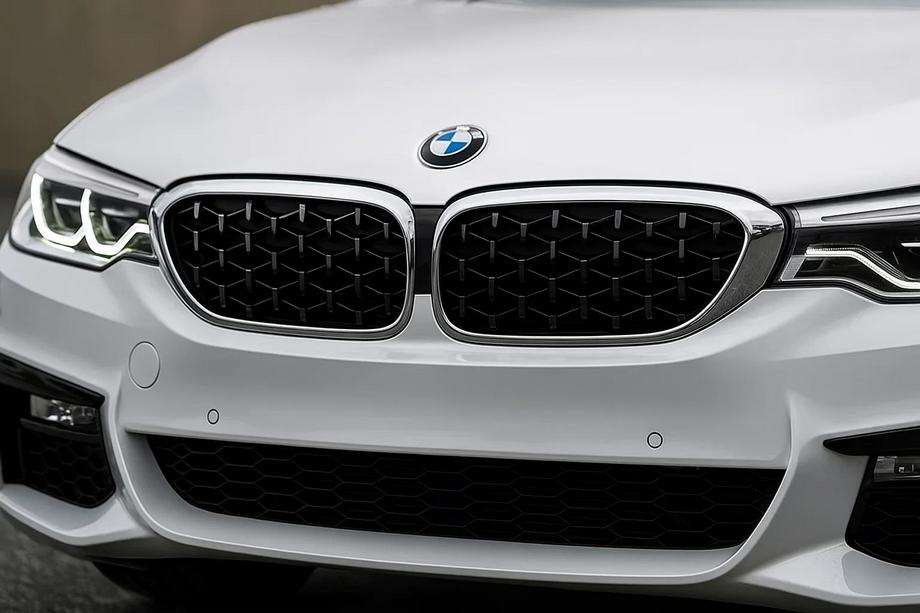 BMW 5 Serie G30/G31 2017–2023 Niergrilles Diamond Black V1 (2017-2020, chroomomranding) Foto 1