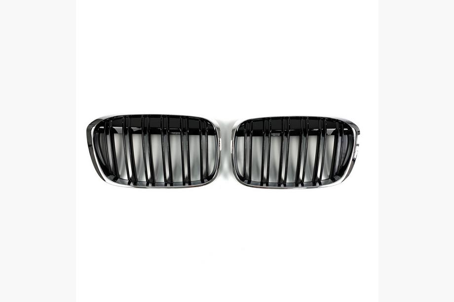 BMW X1 F48 2015–2022 M-Look nierengrilles (2015-2019, hoogglans zwart met chromen omlijsting) Foto 2