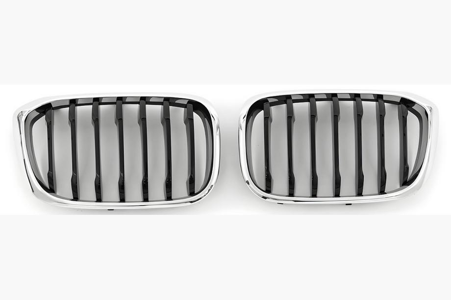 BMW X3 G01 2018– Niergrille 1 Bar (2018-2021, hoogglans zwart met chromen omlijsting) Foto 2