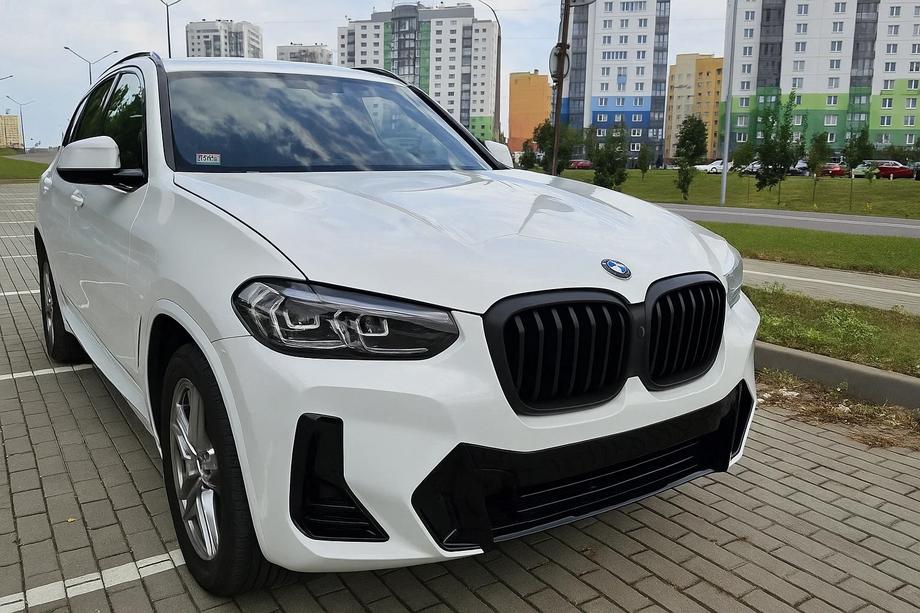 BMW X3 G01 2018– Nierengrille 1 Bar (2021+, mat zwart) Image