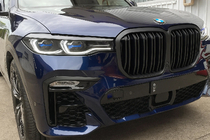 BMW X7 G07 2019– Niergrilles M-Look (2019-2022, mat zwart) foto 3