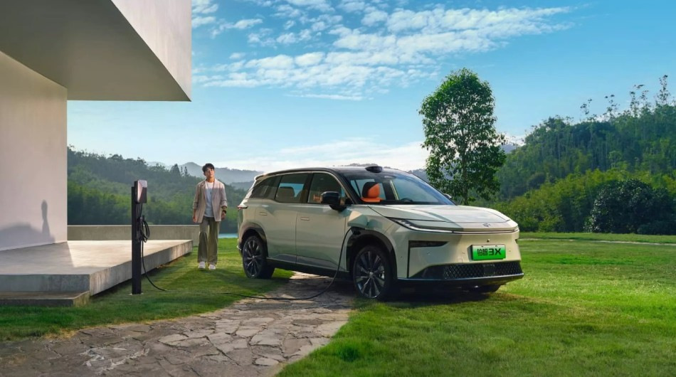 Review van de elektrische crossover Toyota bZ3X
