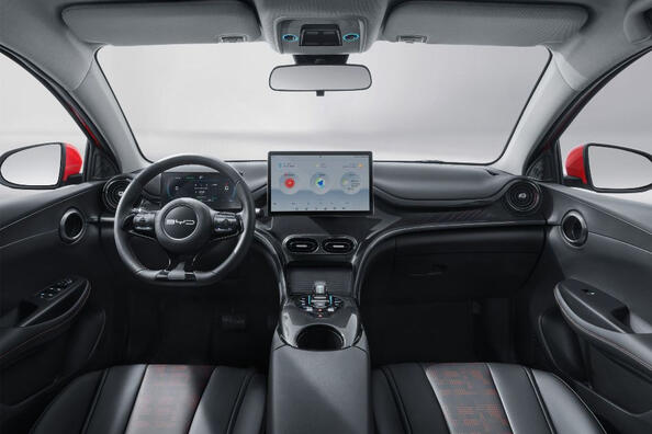 Review van de elektrische hatchback BYD e2 Foto 5